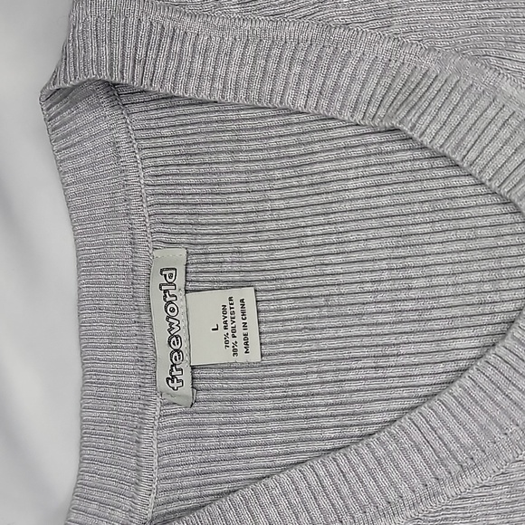 Gray Ribbed Top - Picture 2 of 3